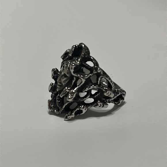 SET OF RINGS SIZE VARY 7-9 - Picture 2 of 6